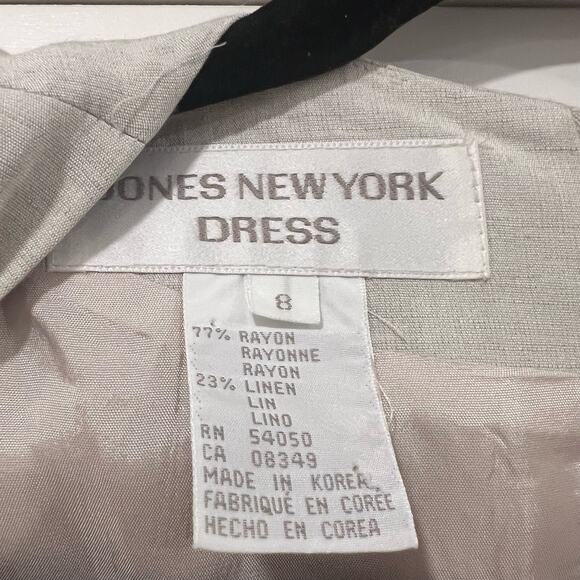 Vintage Women's Jones New York Tan Linen Sheath Dress Button Detail Size 8 - Picture 3 of 7